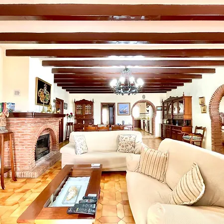 فيلة Casa Mirador Maro *