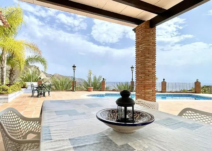 Casa Mirador Maro فيلة نيرخا