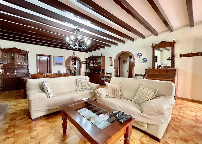 Casa Mirador Maro